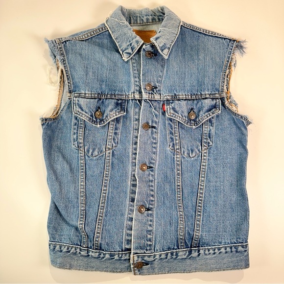 Levi’s vintage 70s/80s denim vest made in the USA large - Picture 2 of 10